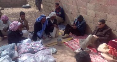 رئيس مدنية سانت كاترين يوزع 660 بطانية على أهالى الوديان