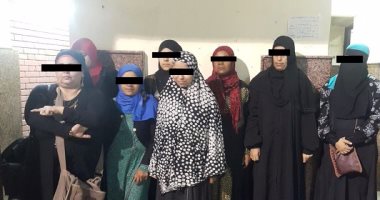 بالصور.. الداخلية تواصل تطهير محيط المترو والسكة الحديد من الباعة الجائلين