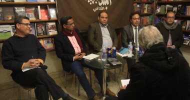 شعراء ونقاد: "مساكين يعملون فى البحر" صوت متميز فى مسار الشعرية المصرية