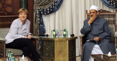 المستشارة الألمانية ميركل تغادر مشيخة الأزهر عقب لقائها الإمام الأكبر