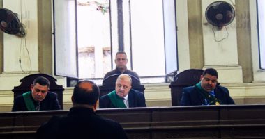 بالصور.. محامى حسين سالم يطالب بانقضاء الدعوى فى قضية شركة ميدور للكهرباء