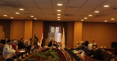 جامعة المنصورة تبحث التحضيرات النهائية لمؤتمر البحث العلمى