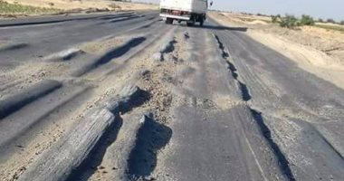 قارئ يشكو من تعرجات طريق "القاهرة - أسوان" الصحراوى 