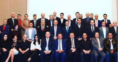أبو هشيمة ينشر صوره اجتماع رؤساء الشركات والمدراء التنفيذيين لمجموعة إعلام المصريين