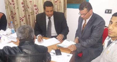بالصور.. 10 ناخبين فقط يدلون بأصواتهم فى انتخابات صيادلة الوادى الجديد