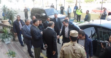 بالصور.. خالد العنانى يصل الإسماعيلية لحضور احتفالية بمتحف الآثار