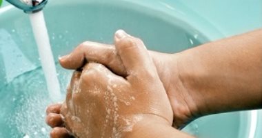 بالصور..تعرف على 5 عادات خاطئة تمارسها فى حياتك اليومية