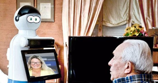 "ماريو" روبوت لمرضى الخرف يذكرهم بأماكن متعلقاتهم ويحميهم من الوحدة