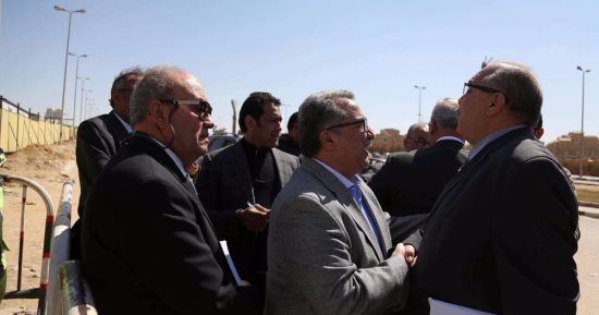 إبراهيم عيسى يغادر النيابة بعد سداد الكفالة.. ويؤكد: أدعم حرية الصحافة