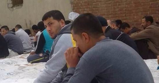 بالصور.. مواطن بالشرقية يستغيث بوزير الأوقاف لسرعة ترميم مسجد قريته