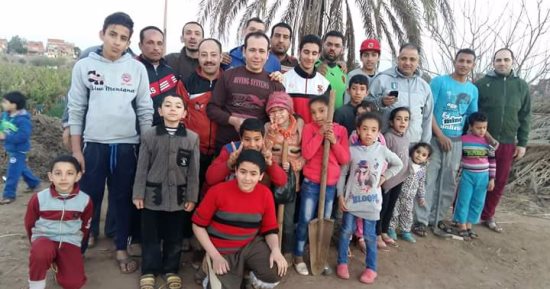بالصور.. شباب "ميت عساس" بالغربية يطلقون مبادرة لزرع شواطئ ومسطحات نهر النيل