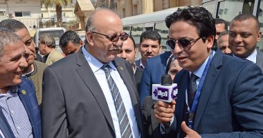 بالصور.. أحمد رجب فى "مهمة خاصة" مع مجلس النواب بالعاصمة الإدارية