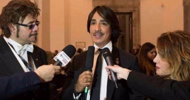 بالصور.. هانى البحيرى يتألق فى إيطاليا ويستعد لعرض جديد فى 10 مارس 