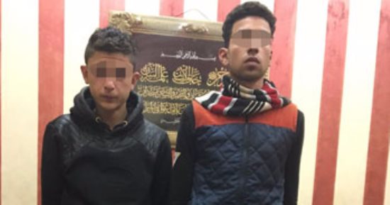 القبض على عاطلين لاتهامهما بسرقة السيارات فى السويس