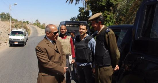 مدير أمن أسوان يتفقد قوات قسم المسطحات