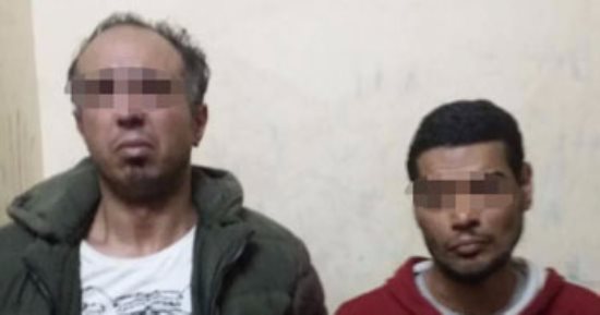 القبض على عاطلين بحوزتهما 317 تذكرة هيروين بالعمرانية