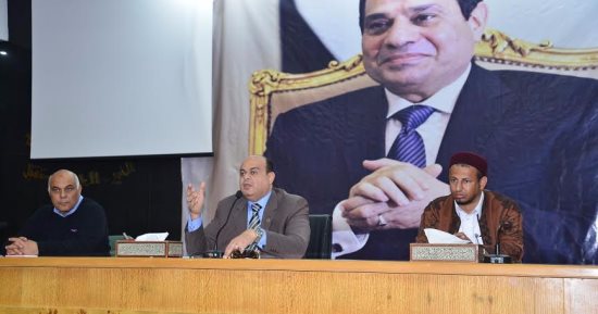 بالفيديو.. محافظ مطروح يشدد على ضرورة مشاركة الشباب فى وضع مقترحات للنهوض بالمحافظة
