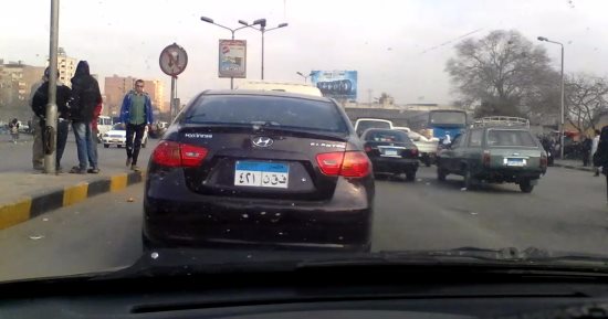 المرور ترفع حطام حادثى تصادم السيارات بطريقى إسكندرية الزراعى والصحراوى