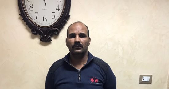 القبض على عاطل انتحل صفة أمين شرطة وسرق سيارة من سائق بعابدين