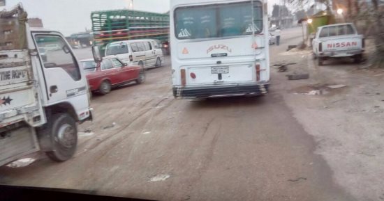 تهالك طريق "كارتة المحاجر" فى بلبيس ومطالب بإعادة رصفه تجنبا للحوادث