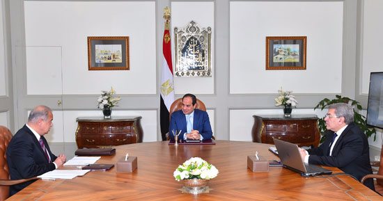 السيسى يوجه الحكومة بالحد من آثار التضخم على المواطنين 
