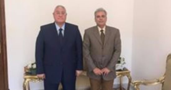 بالصور.. جابر نصار يستقبل المستشار عدلى منصور بجامعة القاهرة