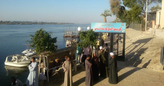 الدفع بفرق إنقاذ بنجع حمادى للبحث عن جثتين من ضحايا سيارة قوص الغارقة