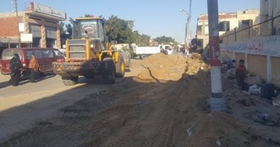 فتح طريق رئيسى وإزالة إشغالات  بقرية رابعة شمال سيناء