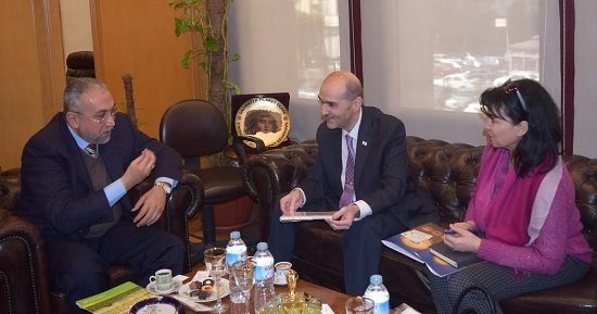 غرفة القاهرة تستقبل سفير جورجيا لبحث إقامة استثمارات مشتركة