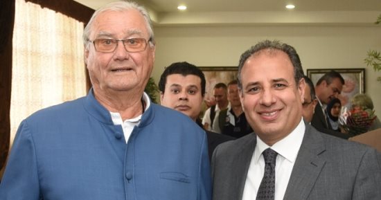 بالصور.. أمير الدنمارك لمحافظ الأسكندرية: السياحة تحسنت فى مصر بشكل كبير