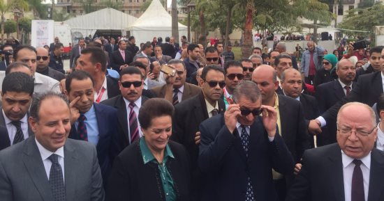 بالفيديو والصور.. وزير الثقافة يفتتح معرض دمنهور للكتاب فى دورته الثانية