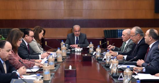 بالصور.. الحكومة تمهل المواطنين 3 أشهر  لتصحيح بيانات البطاقات التموينية