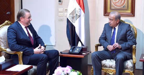 رئيس الوزراء يستعرض مع ممثل الأمم المتحدة الإنمائى برنامج الإصلاح الإقتصادي