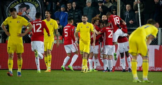 روما يواصل السقوط برباعية أمام ليون بالدوري الأوروبي.. صلاح يتألق ويسجل هدفه الـ11 هذا الموسم.. مانشستر يونايتد يضع قدما فى ربع النهائى بتعادل ثمين أمام روستوف.. وشباك الشياطين تتمزق بعد 443 دقيقة من الصمود