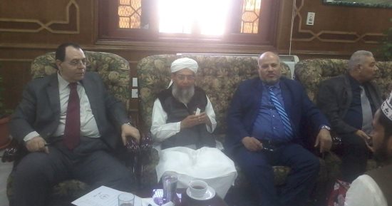 رئيس جامعة الأزهر يستقبل رئيس الجامعة العارفية بالهند لبحث أوجه التعاون