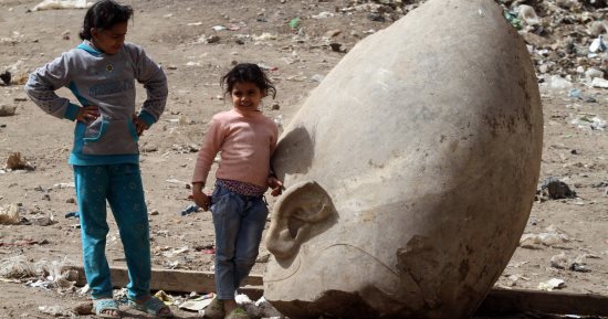 "الآثار" : صحف العالم احتفت باكتشاف المطرية ولم تشر لطريقة الرفع