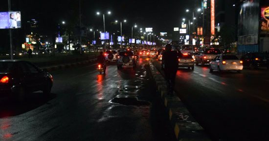 سقوط أمطار على مناطق متفرقة فى القاهرة والجيزة