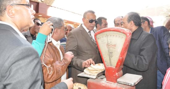 بالصور.. محافظ الجيزة: غلق أى مخبز يخالف المنظومة ويمتنع عن الصرف للمواطنين