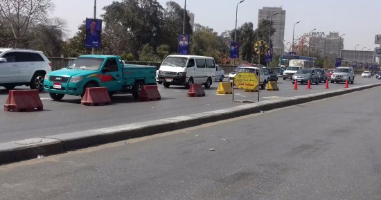 زحام مرورى أعلى محور 26 يوليو اتجاه أكتوبر بسبب أعمال توسعة 