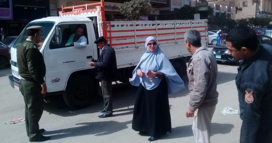 بالصور..عودة الخدمات المرورية لحى شرق شبرا الخيمة بعد غياب سنوات