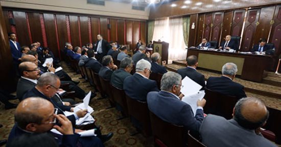 بدء الحوار المجتمعى بالبرلمان لمناقشة قانون الاستثمار بحضور رجال أعمال