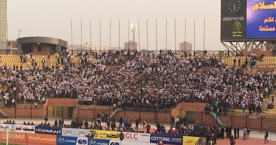 الزمالك يوزع تذاكر مباراة كابس يونايتد فى الأتوبيسات