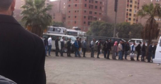 قارئ يطالب بزيادة وسائل النقل العام المتجهة للتجمع الخامس