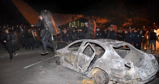 بالصور.. اعتقال 40 شخصا خلال احتجاجات دامية فى جورجيا