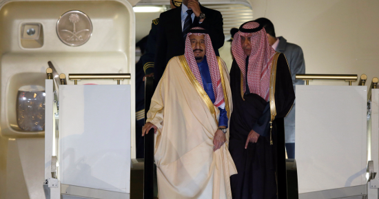 بالصور.. الملك سلمان يصل اليابان فى زيارة تستغرق 3 أيام 
