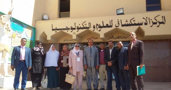 بالصور.. مساعدة وزير التعليم تشهد فعاليات تحدى القراءة بالوادى الجديد