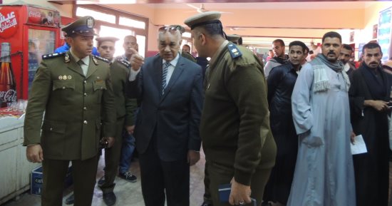 مدير أمن قنا يتفقد الإدارة العامة للمرور ويعلن افتتاح وحدة تراخيص متنقلة