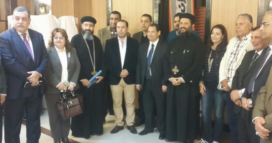 بالصور.. جامعة بورسعيد تنظم قافلة طبية لأقباط العريش داخل الكنيسة الكاتدرائية 