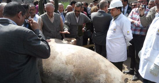 وزير السياحة يشارك غدًا فى مؤتمر صحفى حول اكتشاف تمثال آثرى بالمطرية