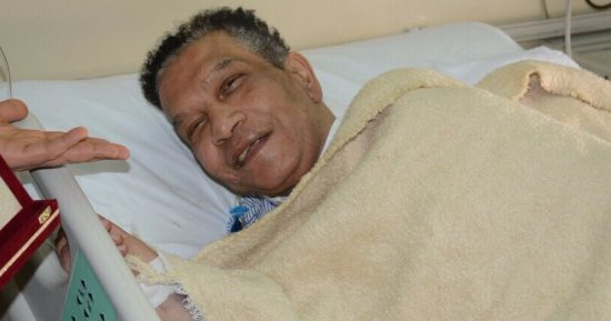 أحمد حلمى ينعى محمد شرف: أنقى الناس اللى الواحد عرفهم فى حياته